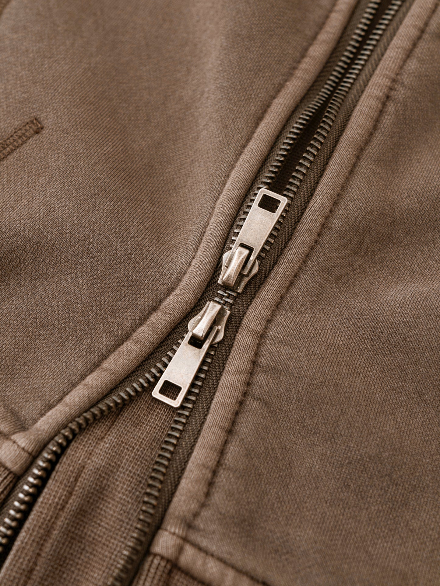 DIVINE EXPERIENCE Vintage Washed Cropped Fleece ZIP Hoodie